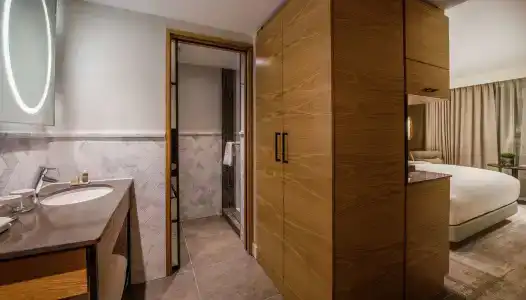 Lincoln Plaza London, Curio Collection By Hilton - 3