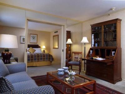 Park Plaza - 50