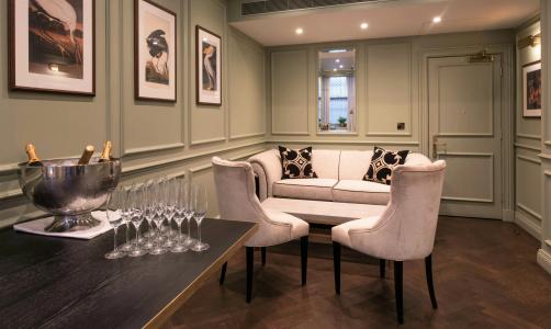 11 Cadogan Gardens & - 24
