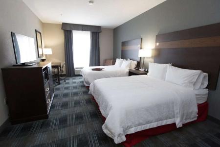 Hampton Inn & Suites Airport - 50