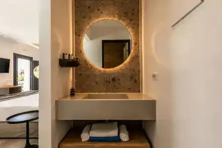 Vineyard Exclusive Suites - 63
