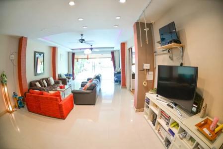 Baan Tamnak - 108