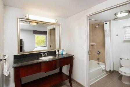 Hampton Inn & Suites by Hilton - 41