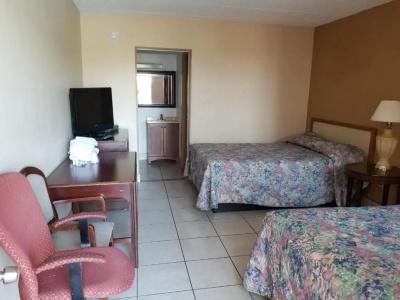 Cloud 9 Inn - 38