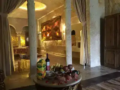 Oread Cave Suites - 355