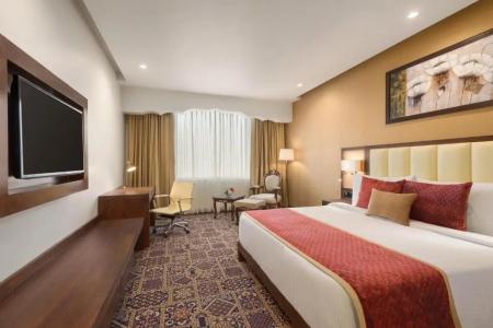 Ramada Plaza By Wyndham - 35