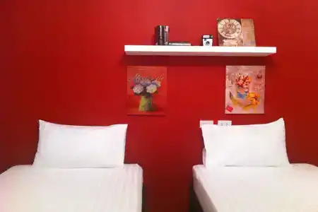 Chino Town Gallery Alley - Sha Plus - 1