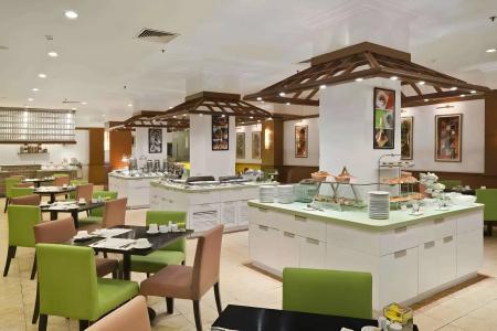Park Inn by Radisson Shanghai Downtown - 23