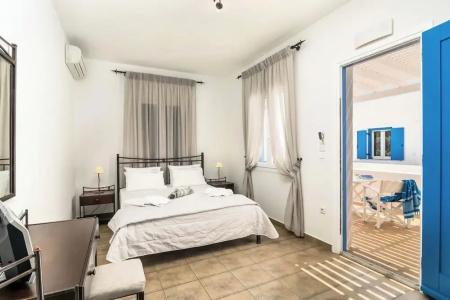 Livanios Studios - 163