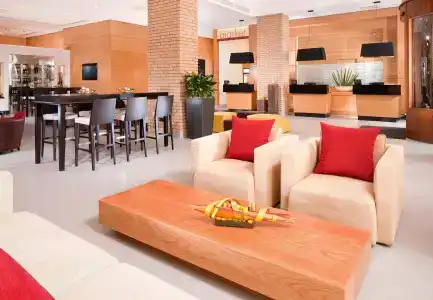 Courtyard by Marriott Budapest City Center - 1