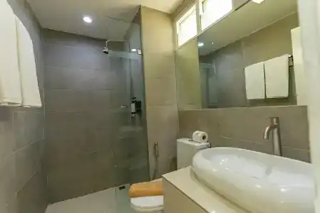 Ark Bar Beach Resort - 7