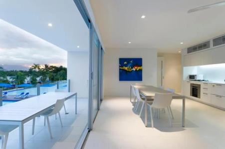 Pool - 207