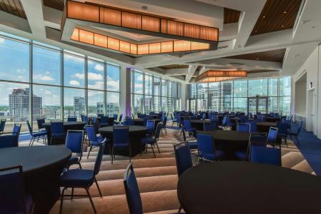 SpringHill Suites by Marriott Charlotte Uptown - 40
