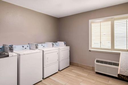 Quality Inn & Suites - 23