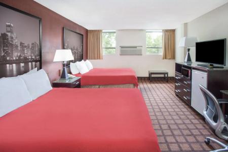 Super 8 by Wyndham Chicago IL - 23
