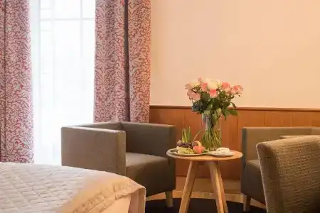 Bayerischer Hof - 63