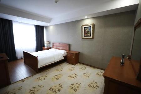 Bokhtar Apart - 6