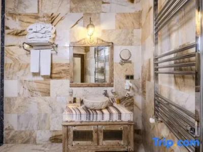 Pegas Cave Suites - 208