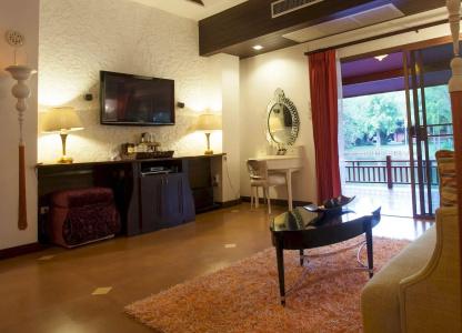 Baan Suchadaa Lampang Resort - 3