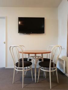 Rosewood Court - 66