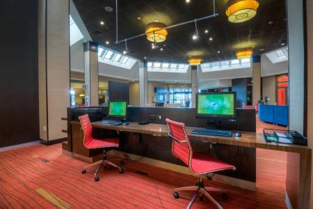 Courtyard by Marriott - 21