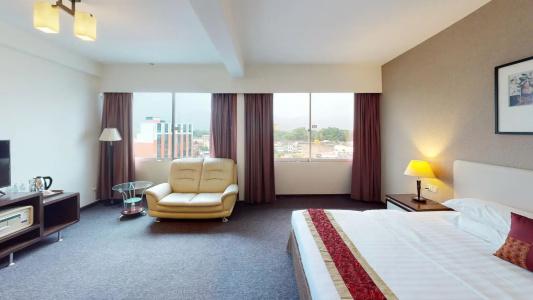 Ritz Garden - 20