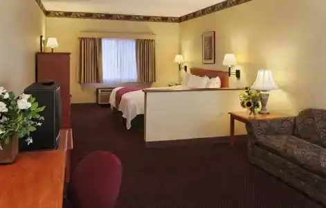 The Ashley Inn of - 3