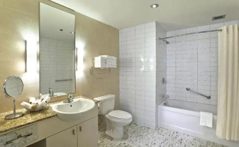 Le Square Phillips Hôtel & Suites - 35