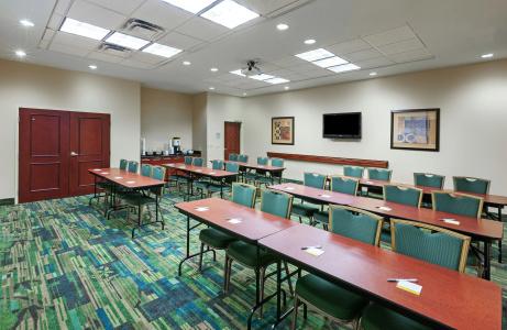 Hampton Inn & Suites West - 24