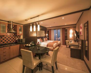 Emirates Grand - 28