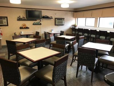 Quality Inn - 20