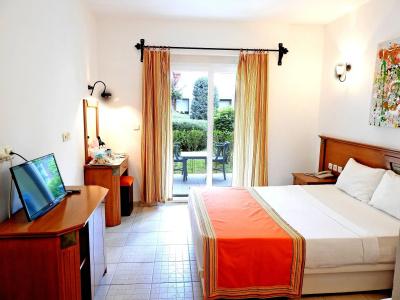 Tiana Beach Resort - 19