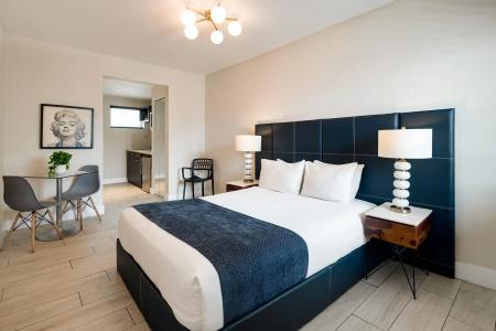 Waterside and Suites - 38