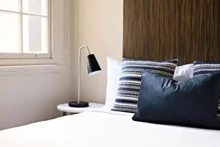 The Bayswater - 65