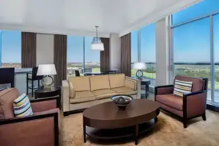Renaissance Dallas North - 52