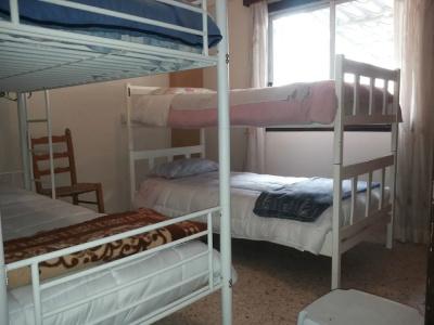 Costas Hostel Action - 36