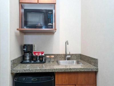 Sandman & Suites West - 52