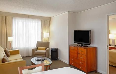 InterContinental Suites, an IHG - 55