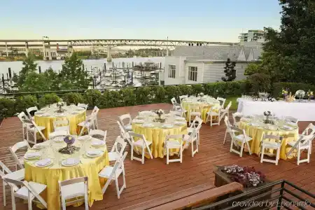 Kimpton Riverplace, An Ihg - 11