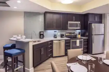 Hilton Grand Vacations Club Ocean 22 - 23