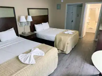 Polynesian Oceanfront - 2