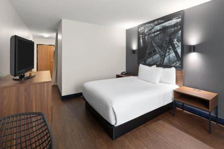 Super 8 by Wyndham - 40