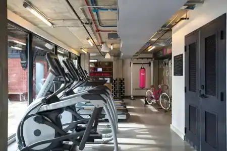 Moxy Washington DC Downtown - 24