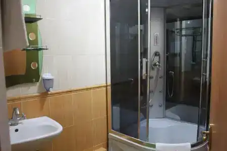 Три Дельфина - 28