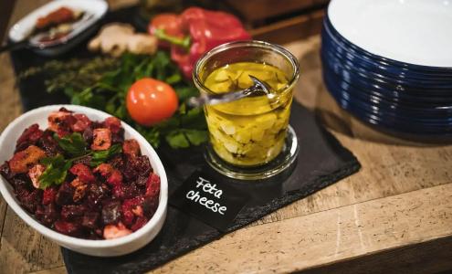 Gekko House Frankfurt, a Tribute Portfolio - 9