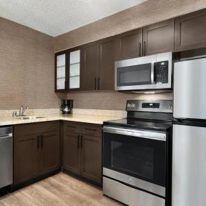 Residence Inn El Paso - 11