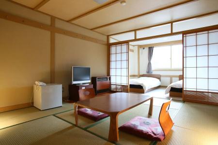 Shiga Palace - 4
