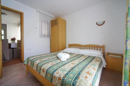 and Rooms Degra - 89