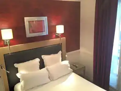 Hôtel Elysées Flaubert - 72