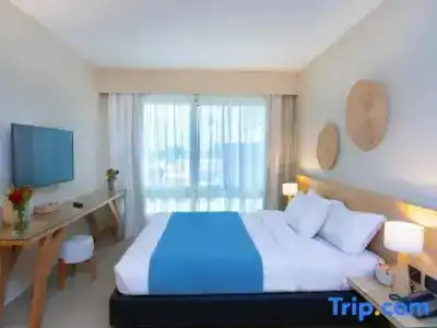 Redcon Suites - 104